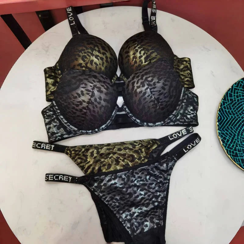 Conjunto de sutiã sexy com letras de leopardo e strass, sutiã feminino, roupa íntima para meninas